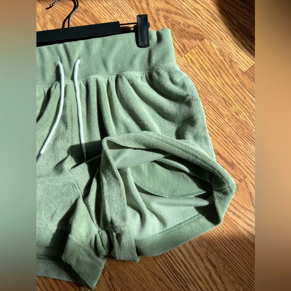 Nike Terry Sweat Shorts - Picture 3 of 6